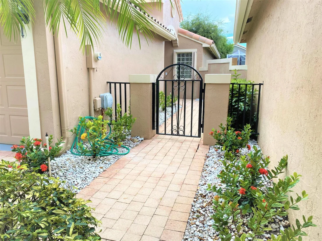 Photo of 7344 Chorale Road