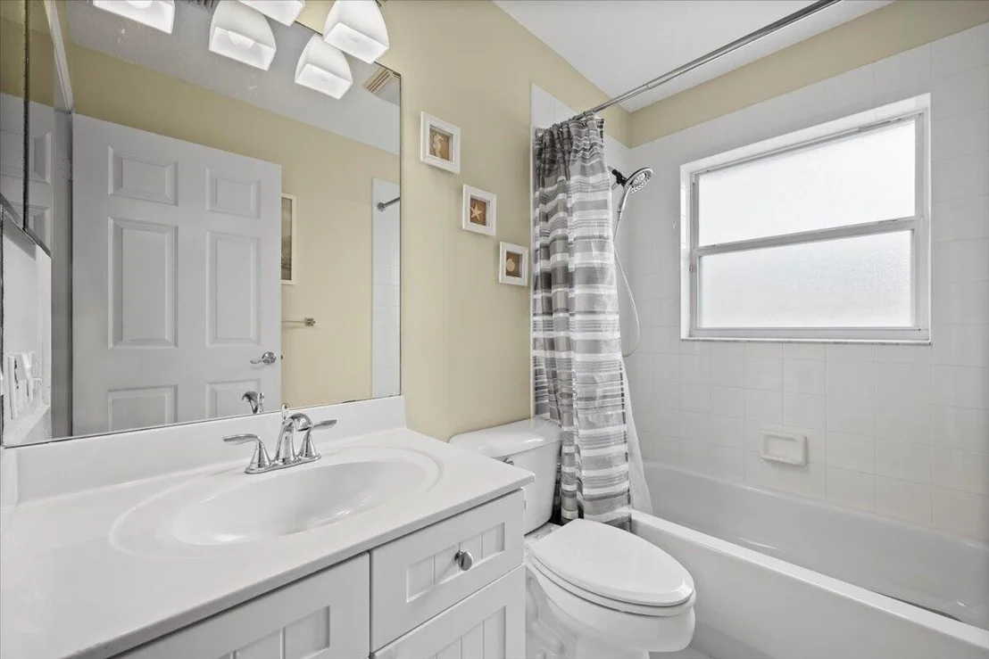 Photo of 6377 Barbara Street