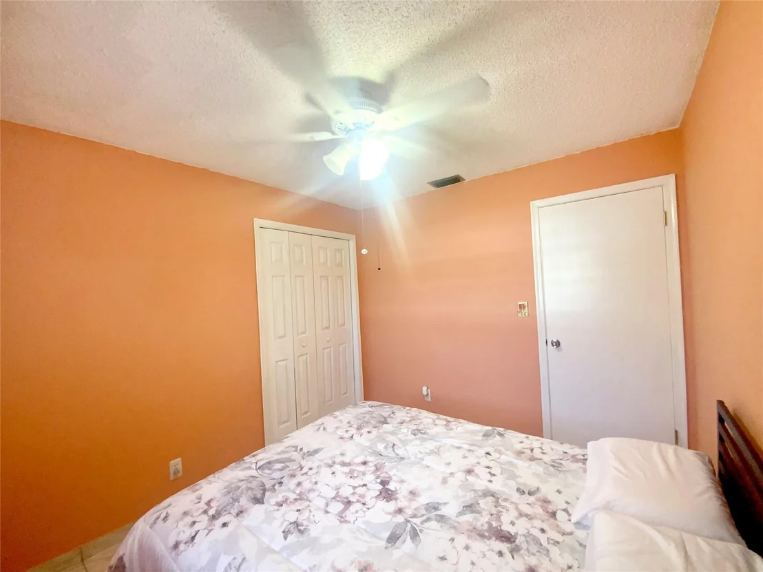 Photo of 1104 Pinehurst