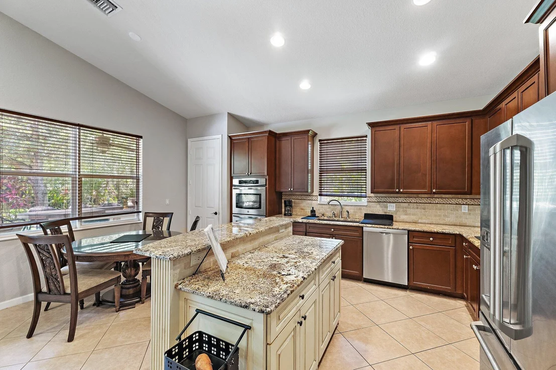 Photo of 1292 SE Fleming Way