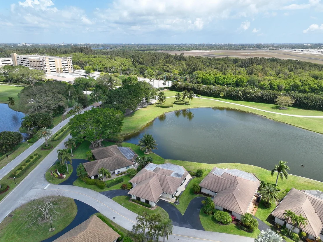 Photo of 302 Cedar Key Circle