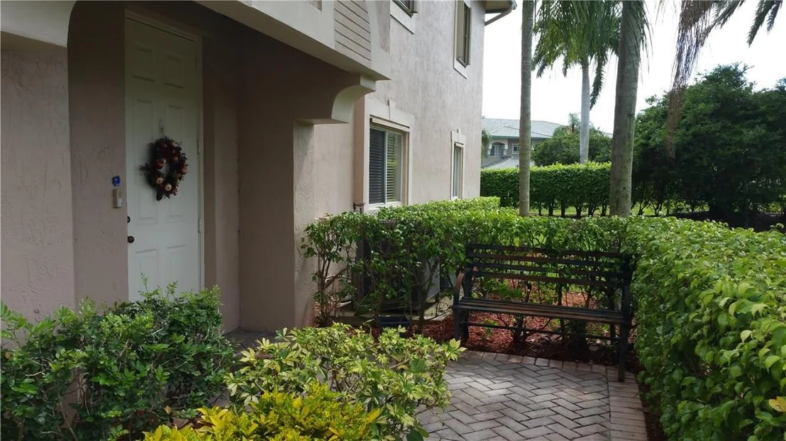 Photo of Unit 202 at 7808 Exeter Boulevard