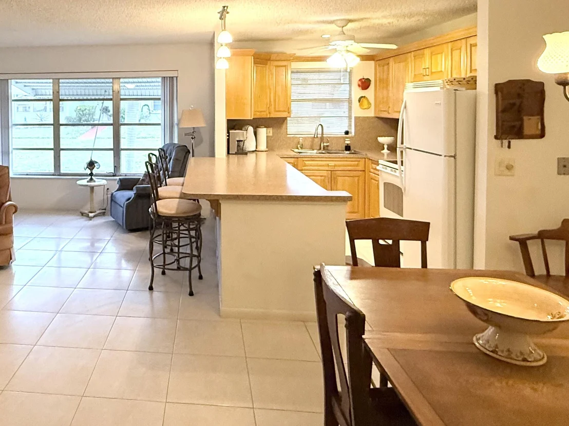 Photo of Unit B at 200 Pine Point Drive