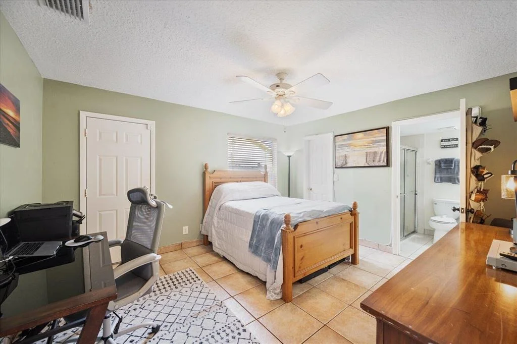Photo of 4199 Willowood Lane