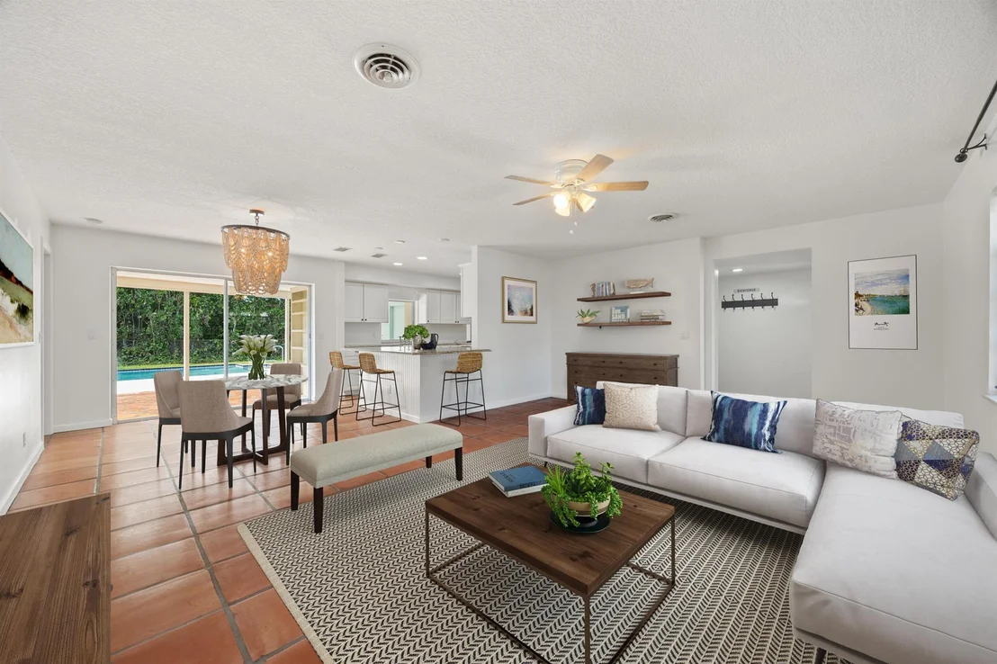 Photo of 8 Palmetto Way