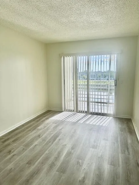 Photo of 4012 Exeter A
