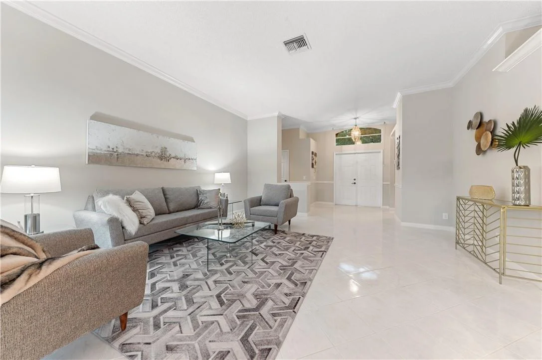 Photo of 4022 Pinewood Lane