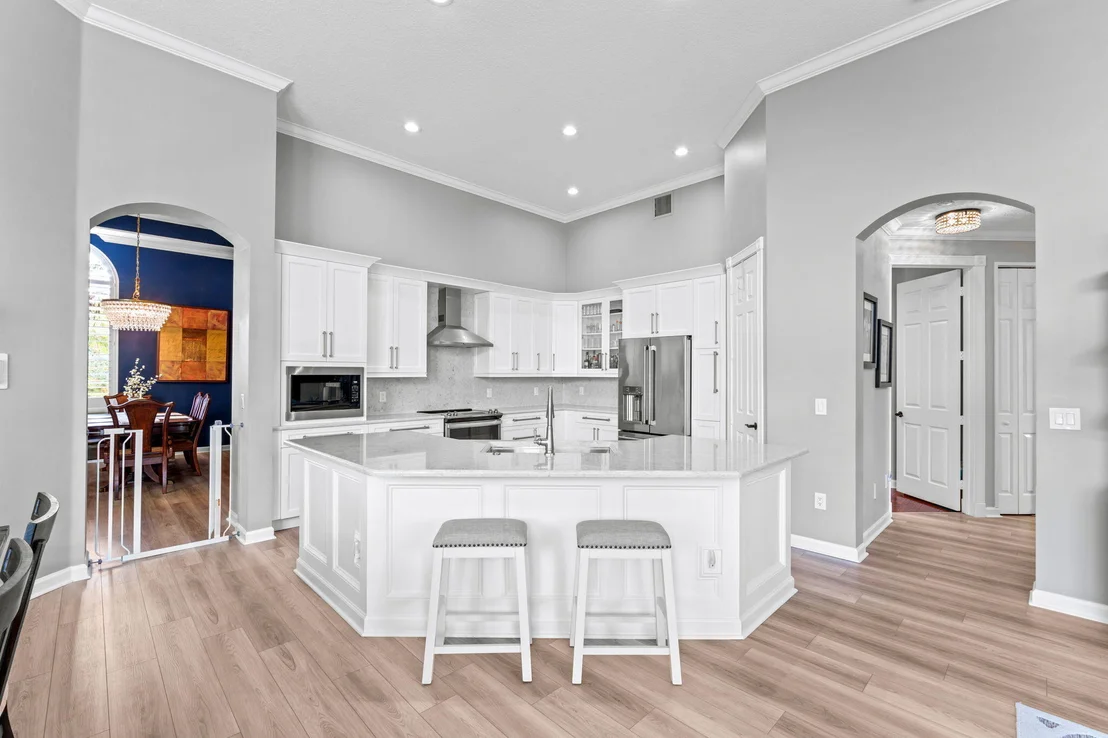 Photo of 21704 Fall River Drive