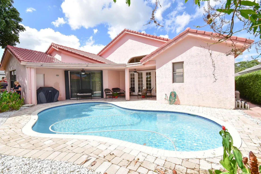 Photo of 7630 La Corniche Circle