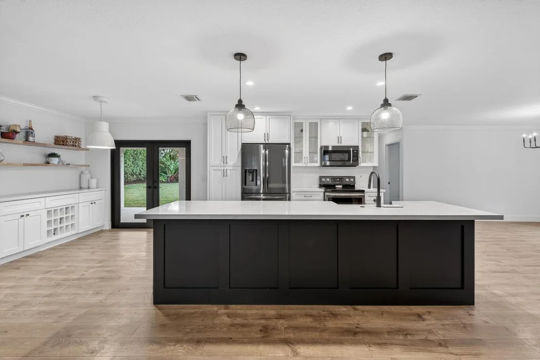 Photo of 1014 Avon Road