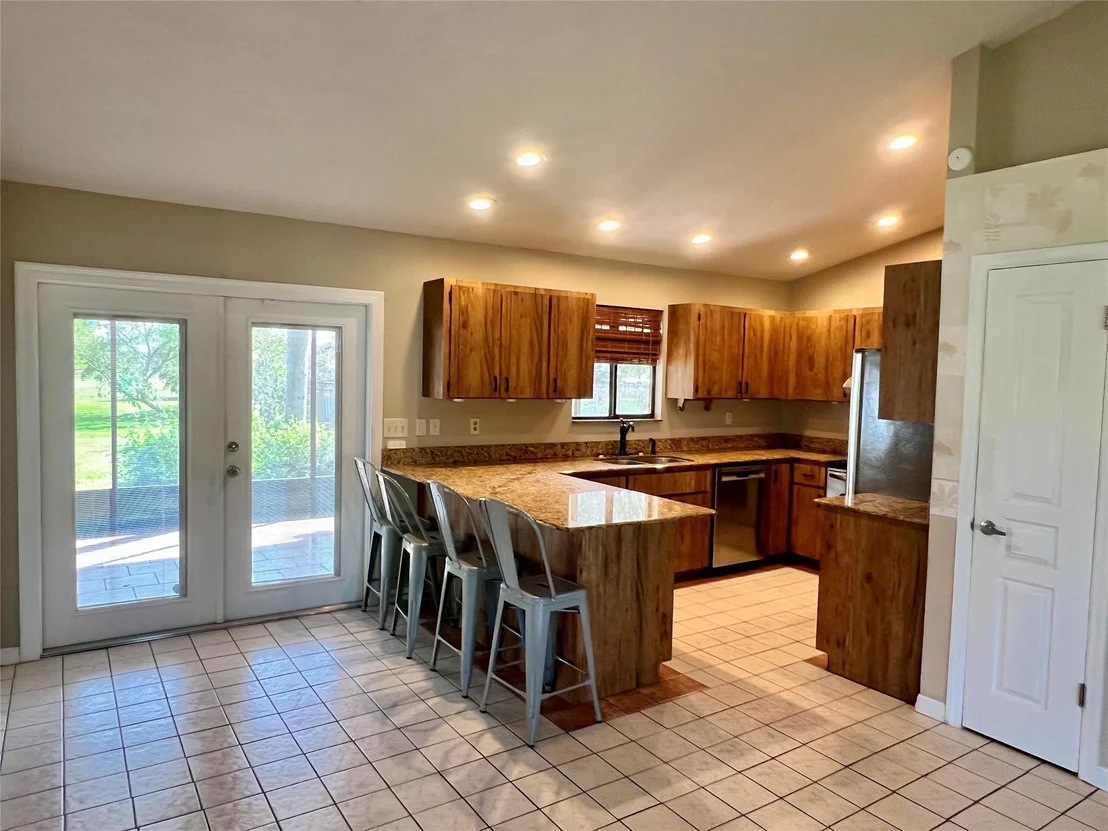 Photo of 352 SW 85th Avenue