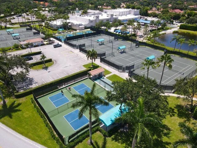 Photo of 9684 Arbor View Drive N