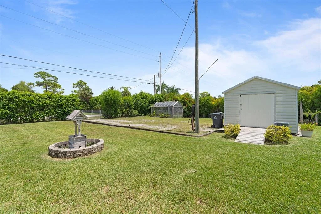 Photo of 7166 Avocado Boulevard