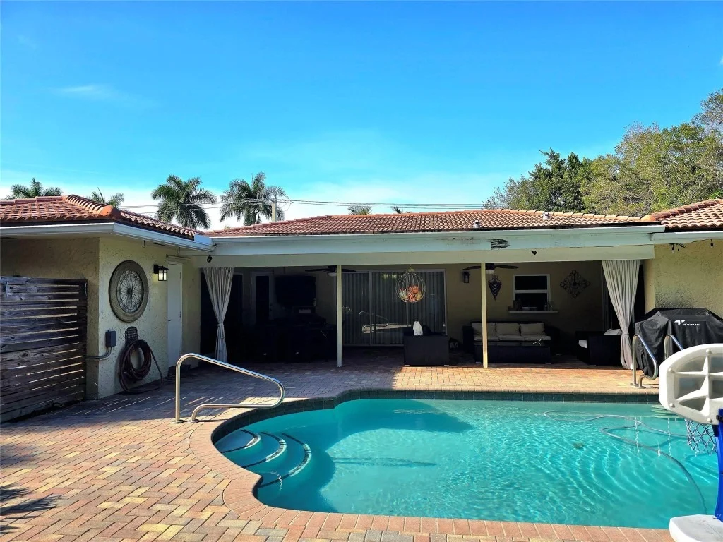 Photo of 400 Bonaventure Boulevard