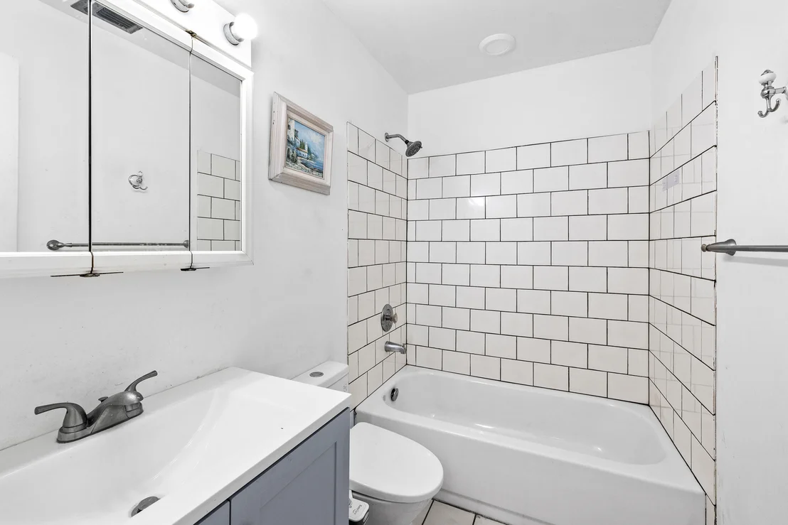 Photo of 4468 SE Roaring Brook Way