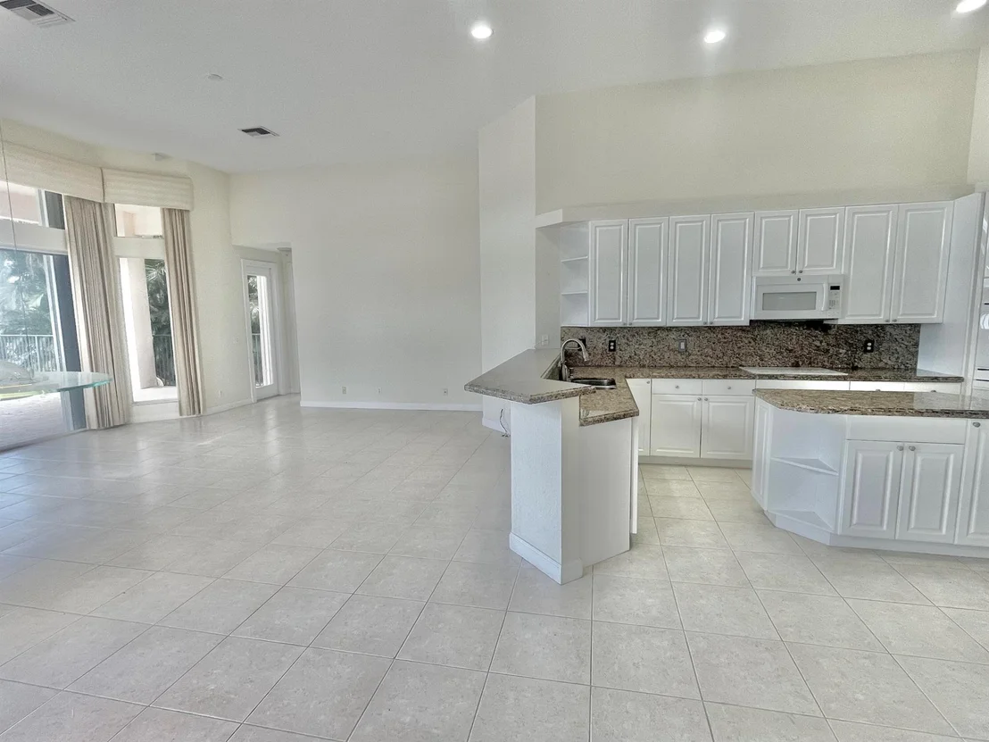 Photo of 8180 Muirhead Circle