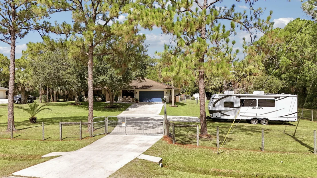 Photo of 15421 110th Avenue N