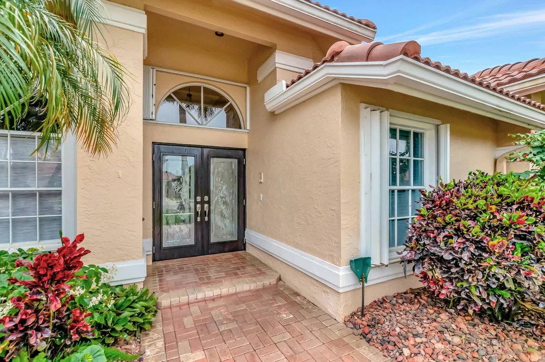 Photo of 10423 Canoe Brook Circle