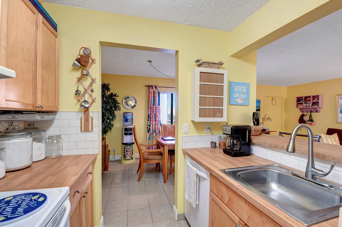 Photo of Unit 512 at 512 Meadows Circle