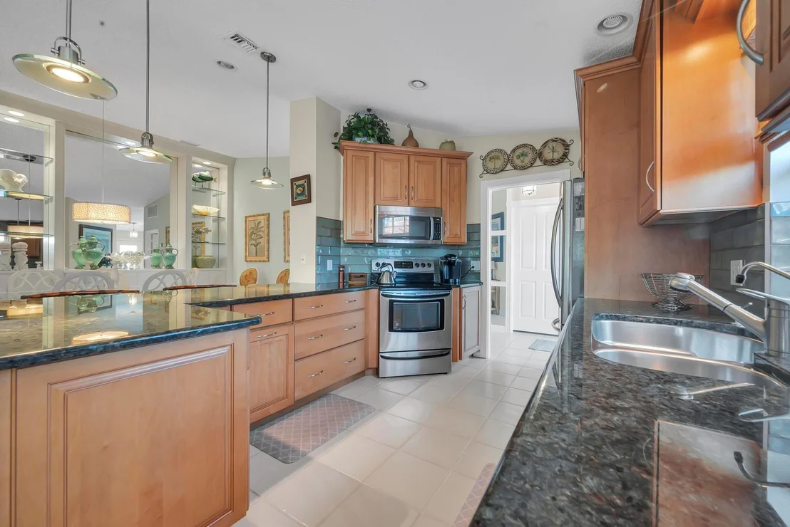 Photo of 8277 SE Double Tree Drive