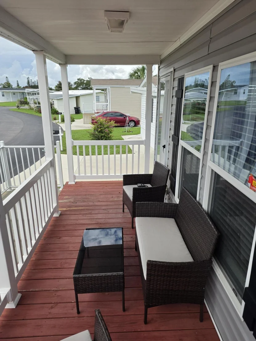 Photo of 121 Sandhill Boulevard