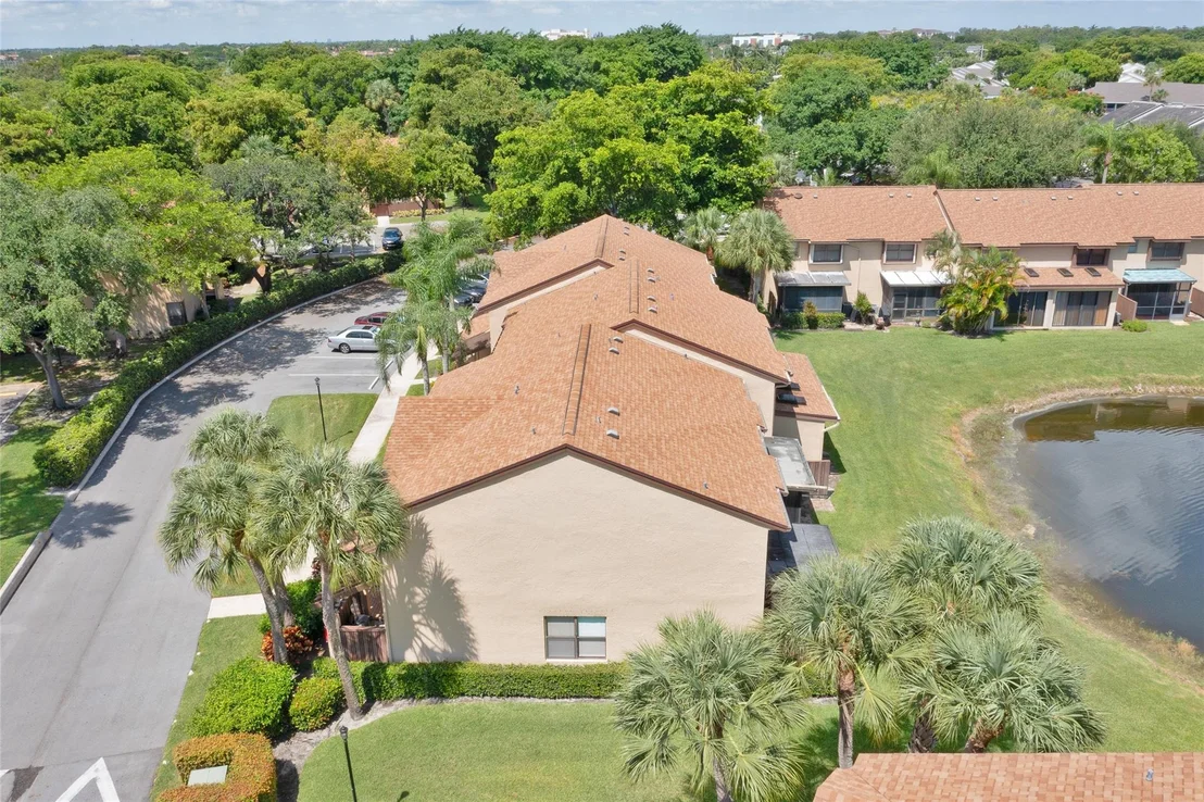Photo of Unit E at 3966 Cocoplum Circle