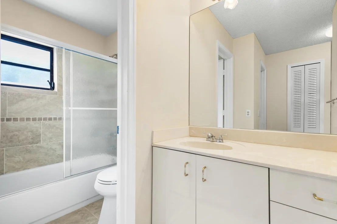 Photo of Unit A at 4948 Equestrian Circle