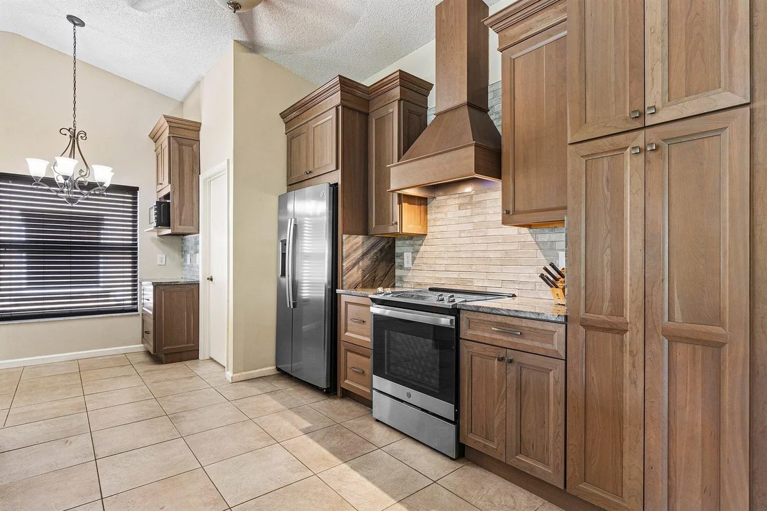 Photo of 5155 Rosen Boulevard