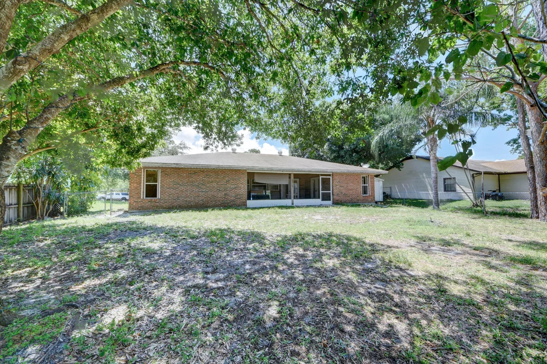 Photo of 5402 Palm Drive
