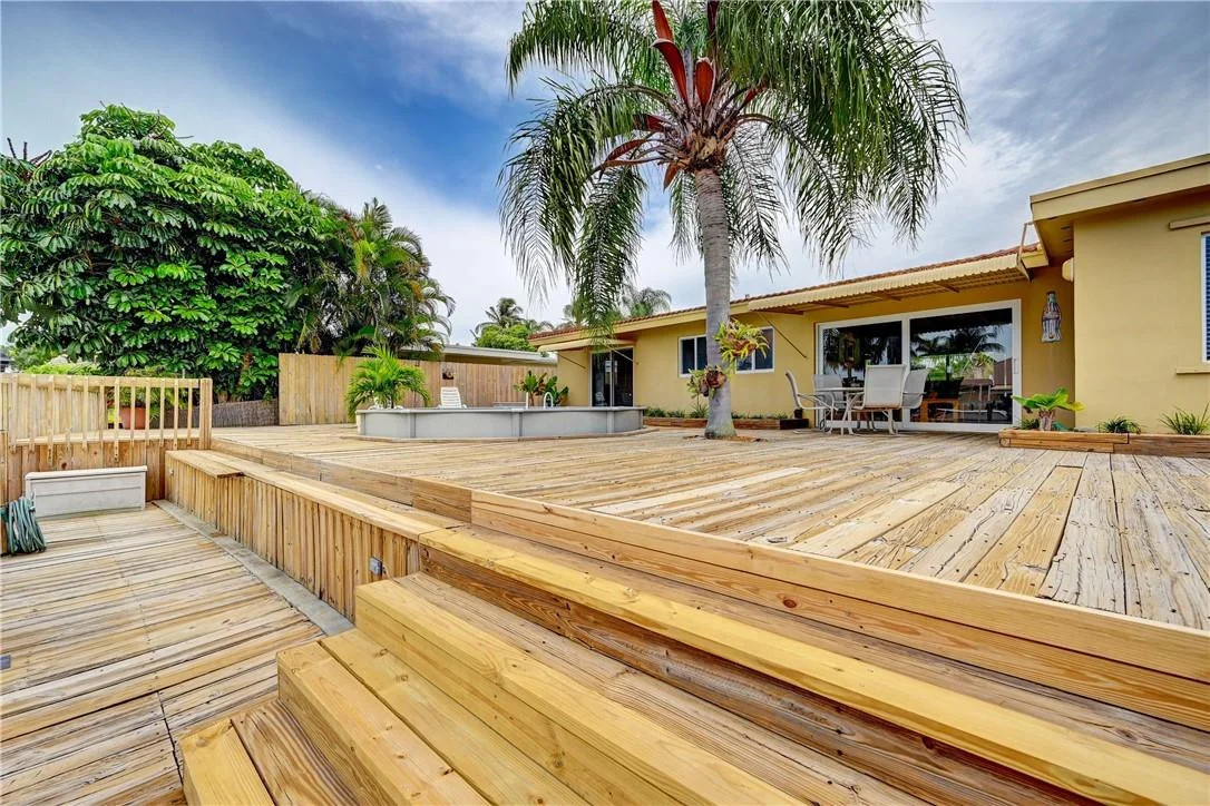 Photo of 660 SE 5th Avenue