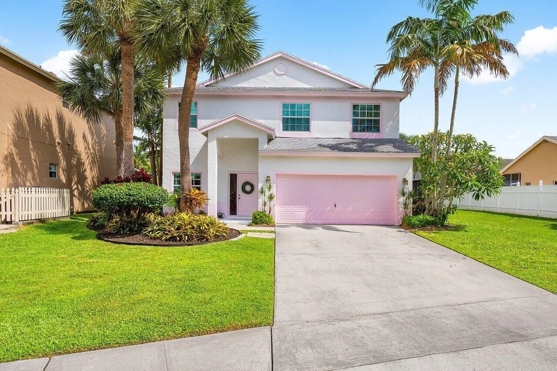 Photo of 6321 Lansdowne Circle