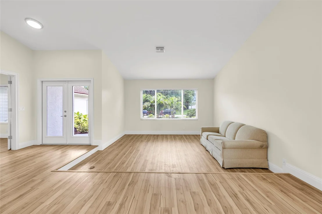 Photo of 8410 Sawpine Road