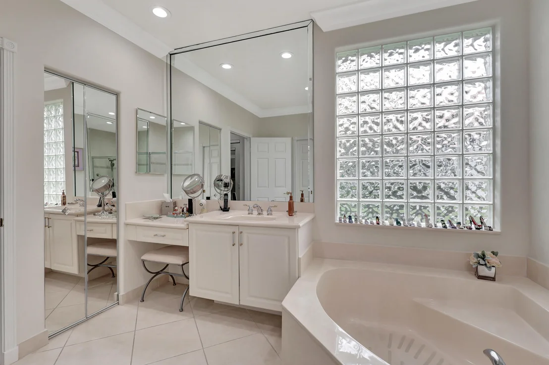 Photo of 8765 Laguna Royale Point
