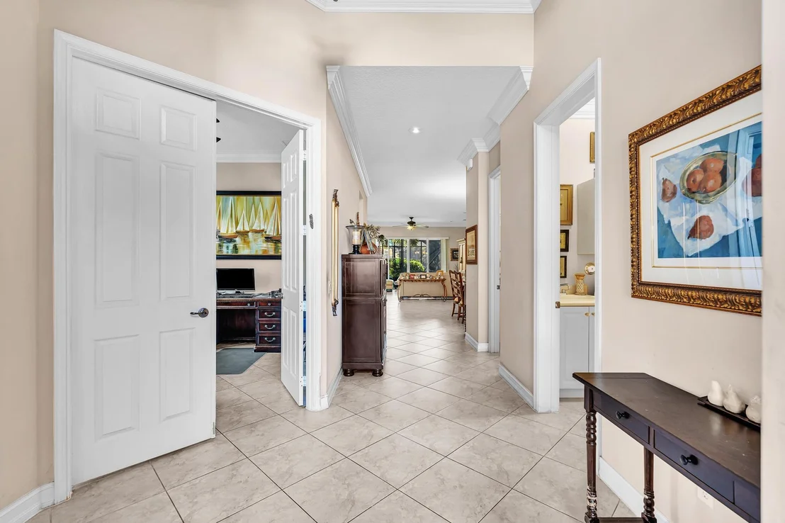 Photo of 9062 Meridian View Isle