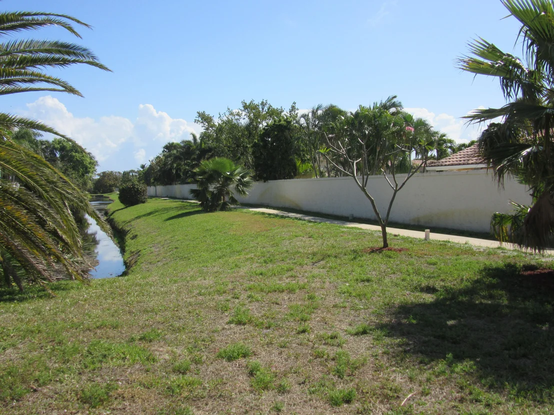 Photo of 252 Seabreeze Circle