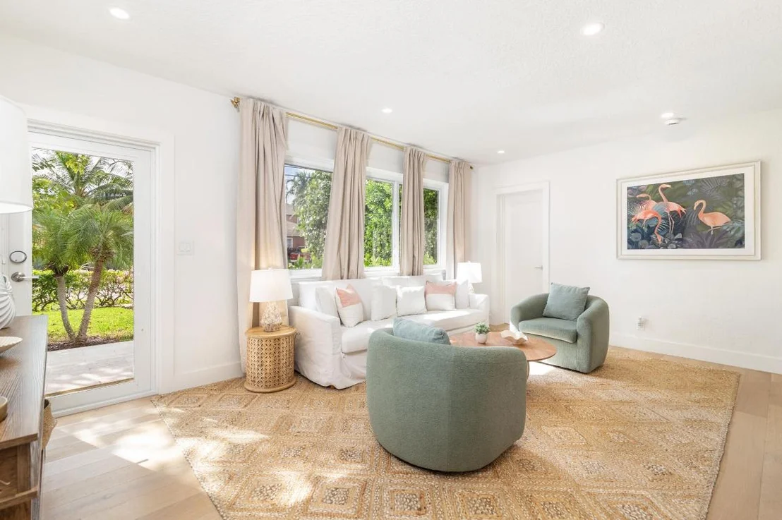 Photo of 353 Gregory Road