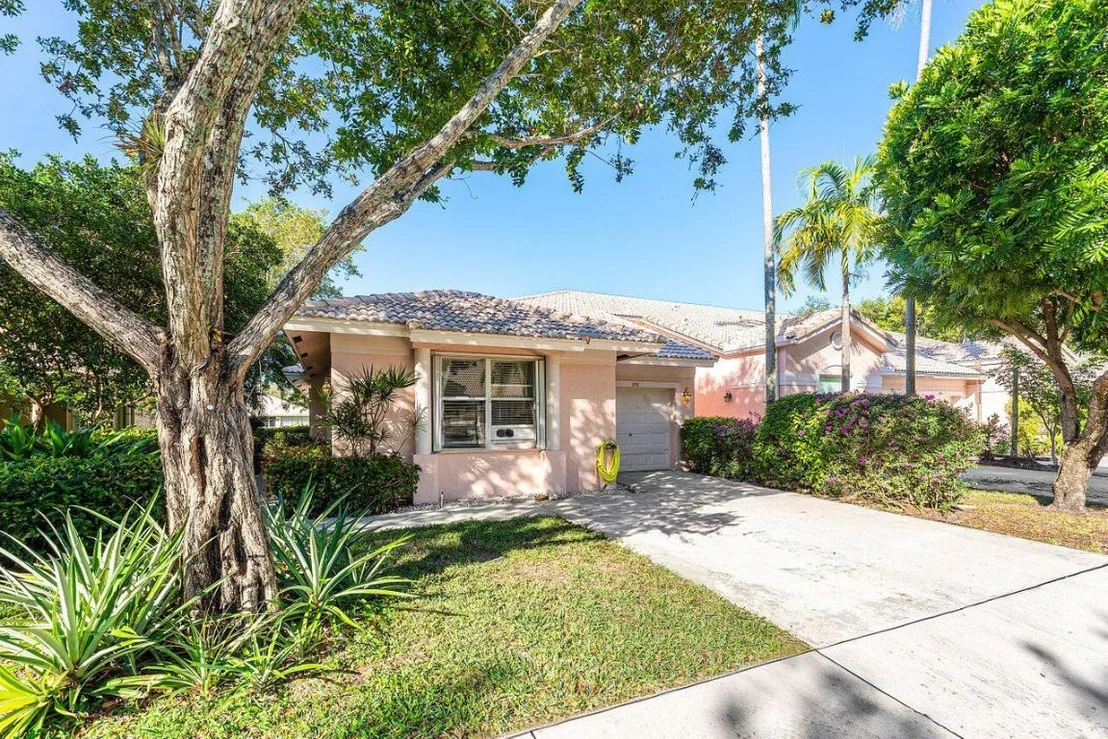 Photo of 258 Coral Trace Lane