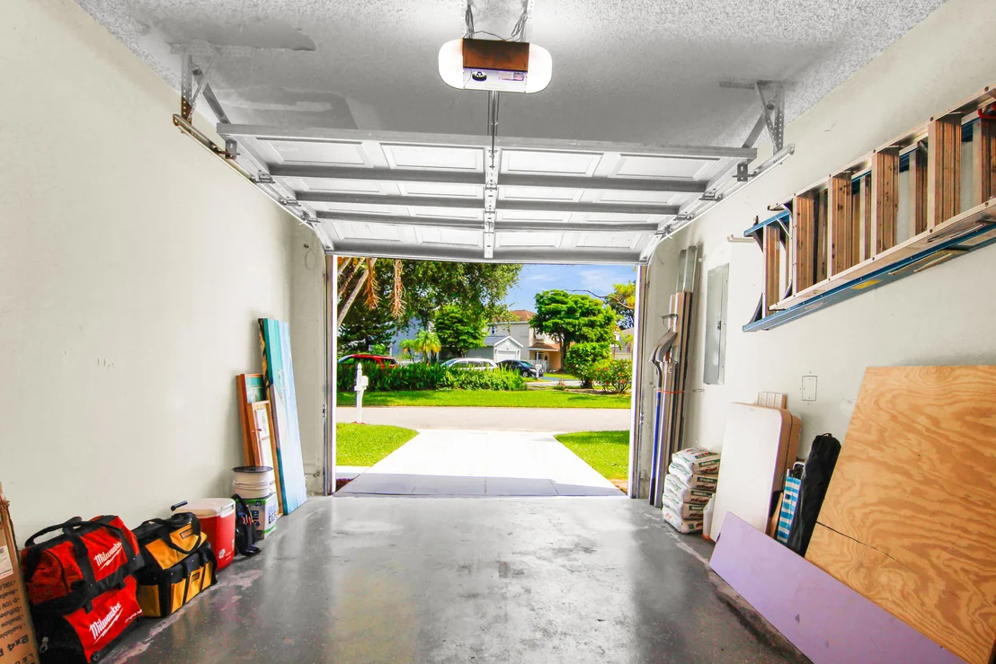 Photo of 4692 LAKESIDE Circle