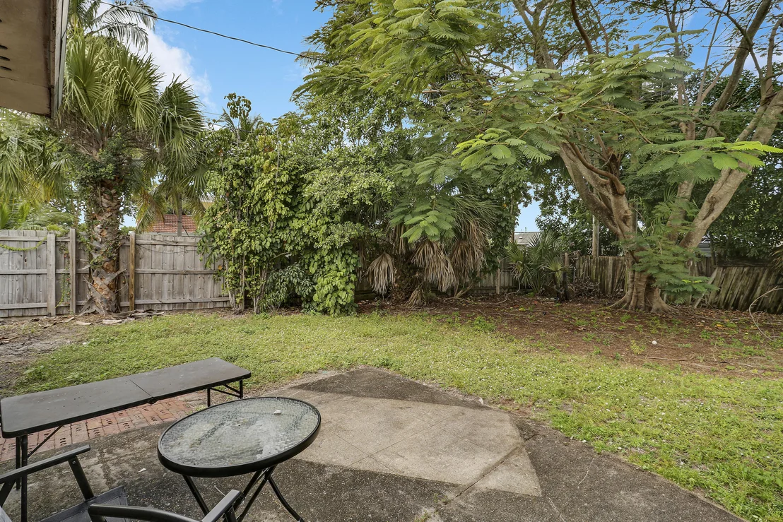 Photo of 935 Orange Drive