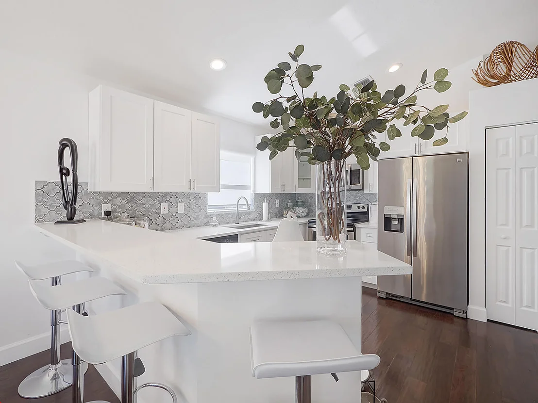 Photo of 1808 Barnstable Road