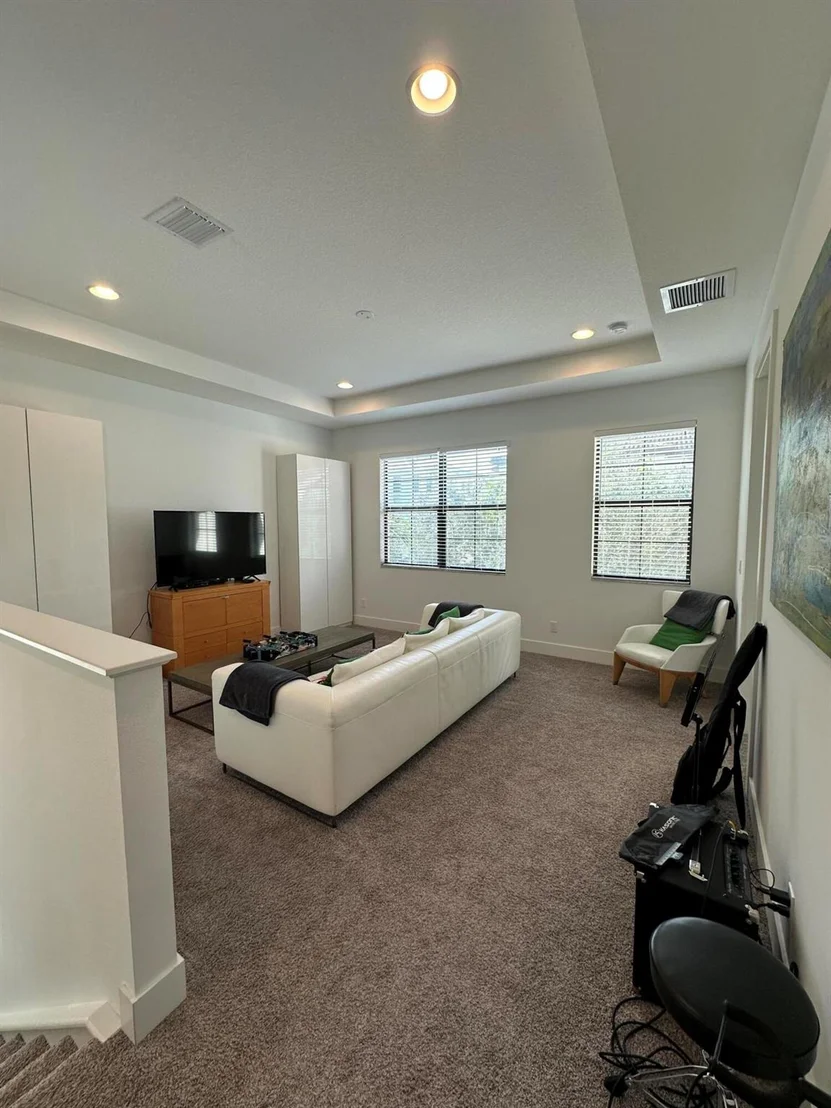 Photo of 4068 Faraday Way