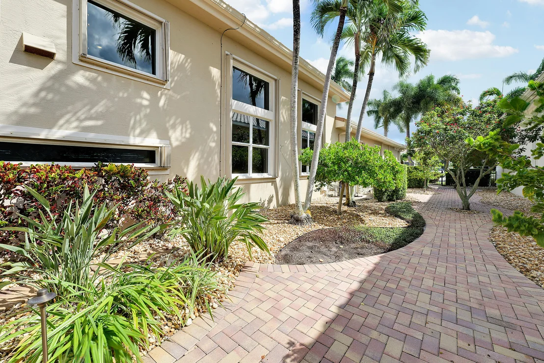 Photo of 807 Floret Drive