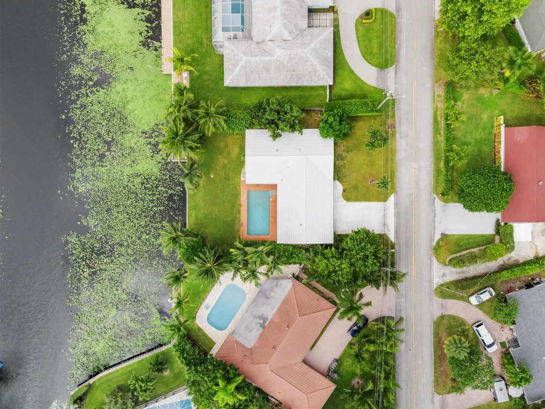 Photo of 8415 Pine Tree Lane