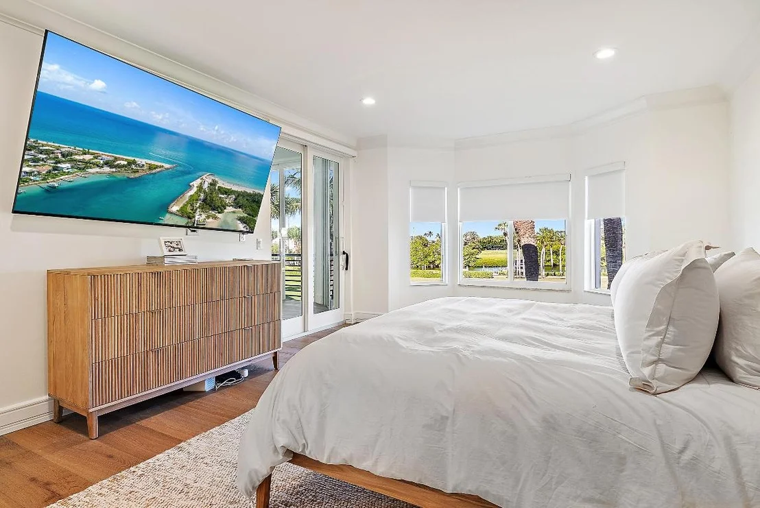 Photo of 1602 Captains Way