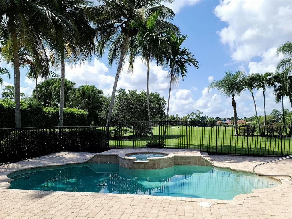 Photo of 1098 Breakers West Boulevard