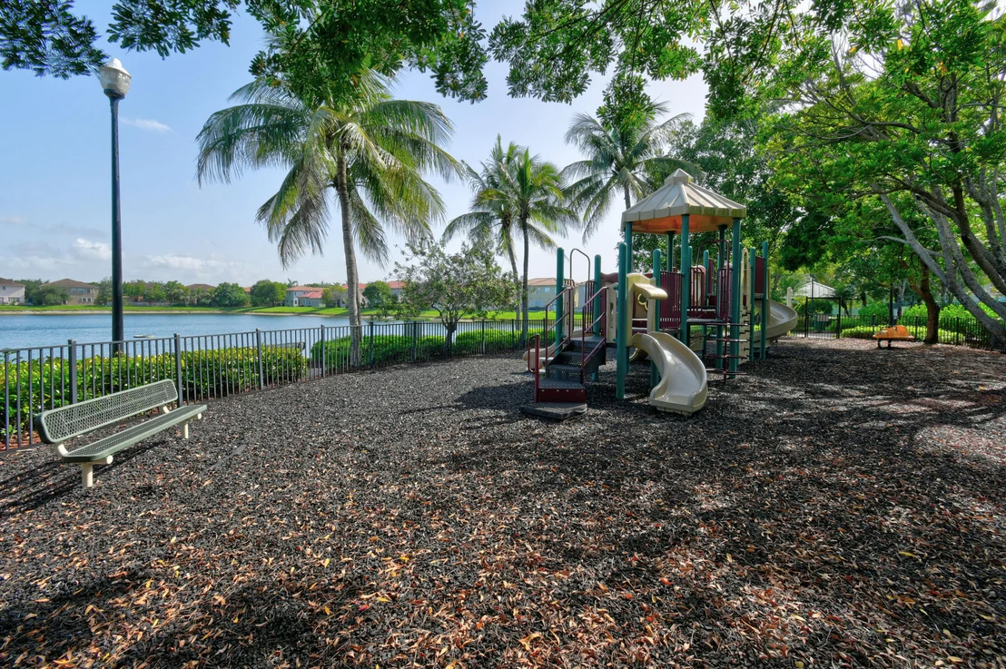 Photo of 700 Cresta Circle