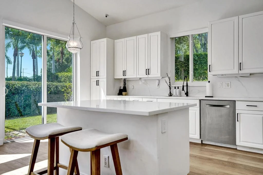 Photo of 1660 W Classical Boulevard