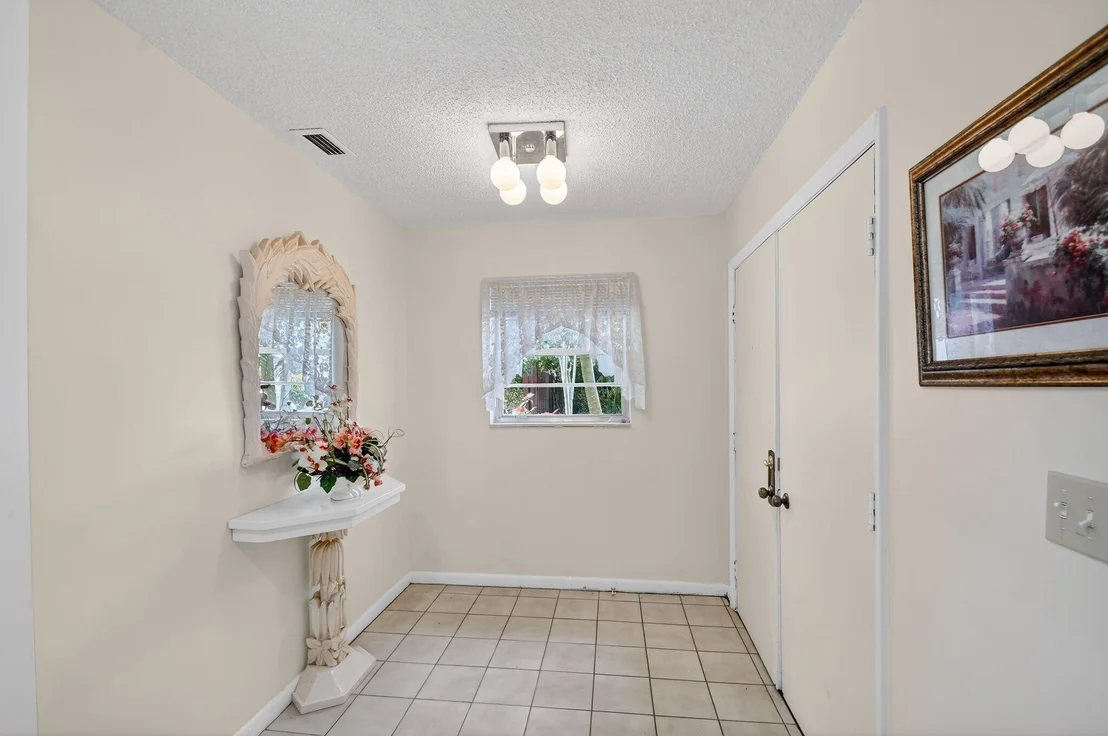 Photo of 6730 Starkeys Place