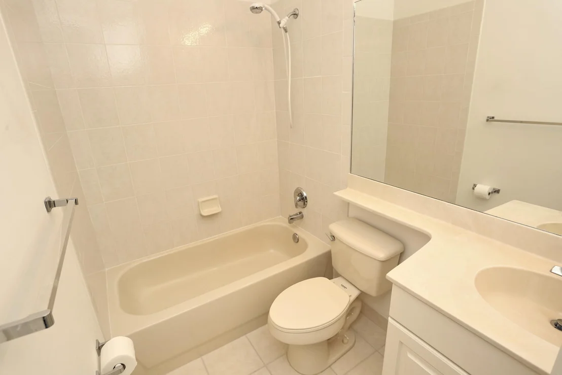 Photo of 9127 Bay Point Circle