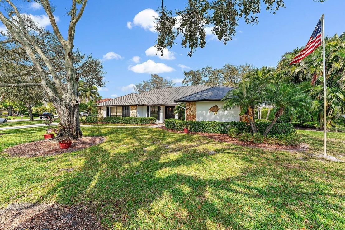 Photo of 59 SE Turtle Creek Drive